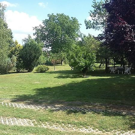 Gesztenyes Vendeghaz Harkány Exterior foto